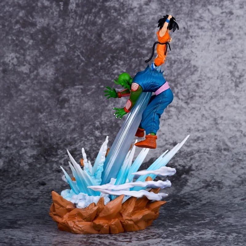 PRE-ORDER Goku vs Picolo