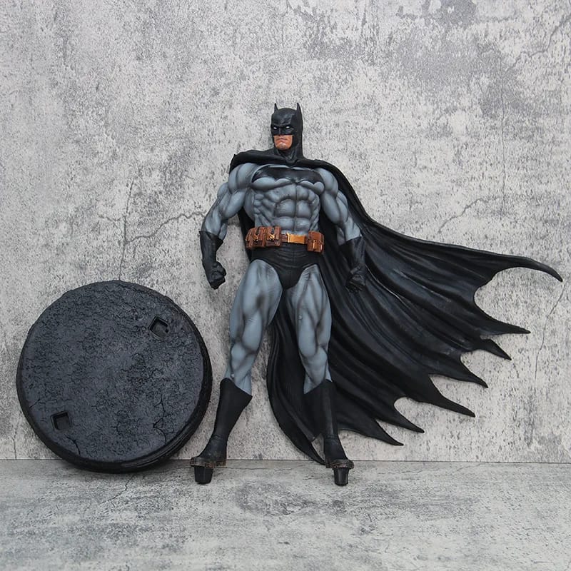 PRE-ORDER Batman ultimate