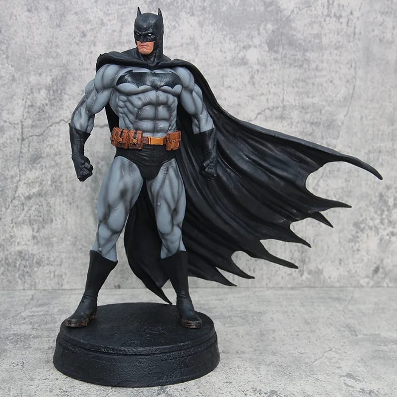 PRE-ORDER Batman ultimate