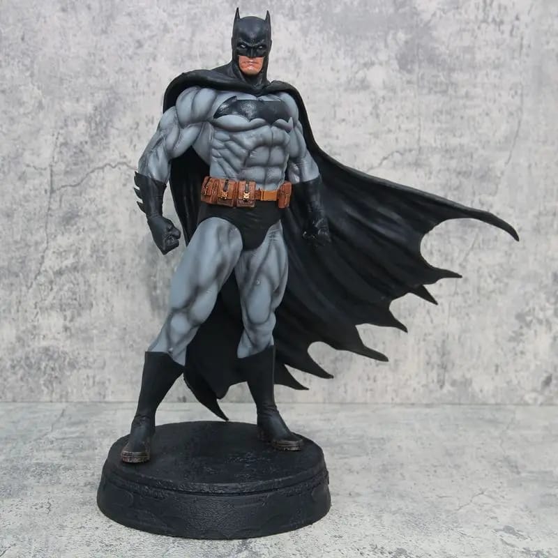 PRE-ORDER Batman ultimate
