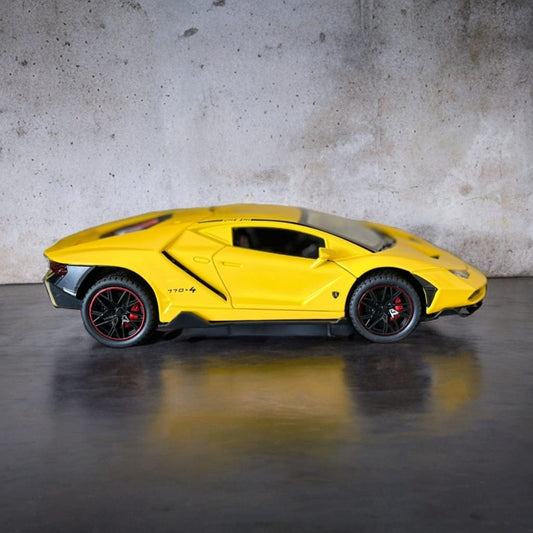 Lamborghini LP770 1:24 scale