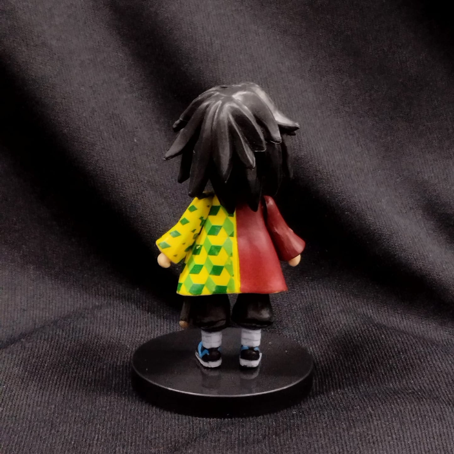 Demon Slayer: Giyu Tomioka Moveable Figure