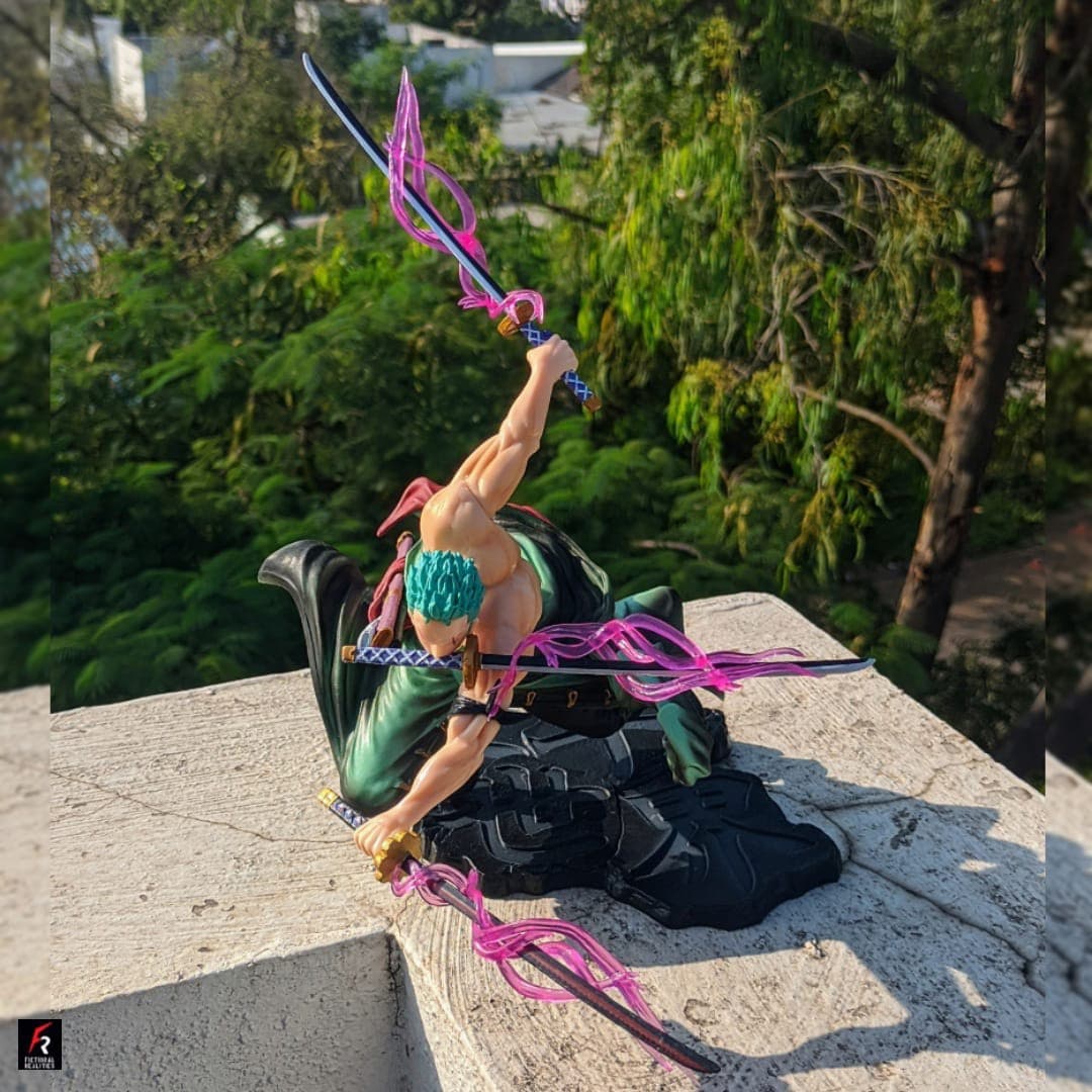 PRE-ORDER Zoro three swords