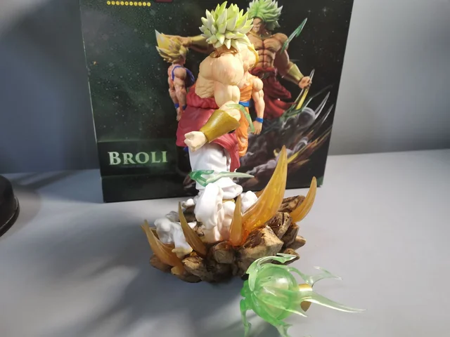 Goku vs broly small