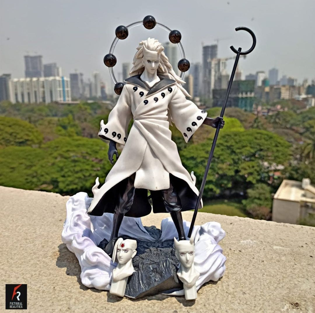 PRE-ORDER Madara white 10 tails