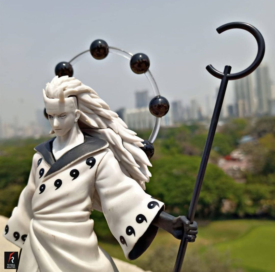 PRE-ORDER Madara white 10 tails